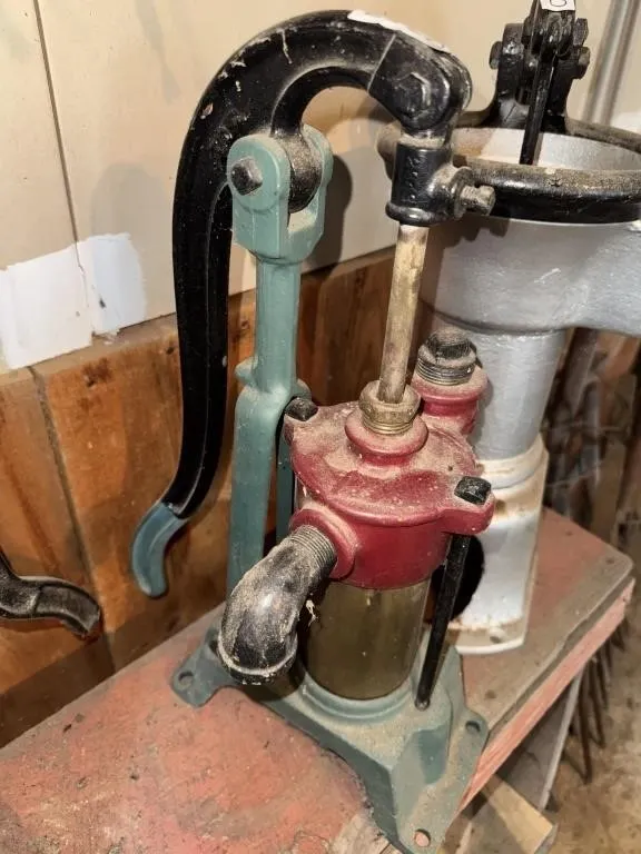 Antique Unmarked Pitcher Pump