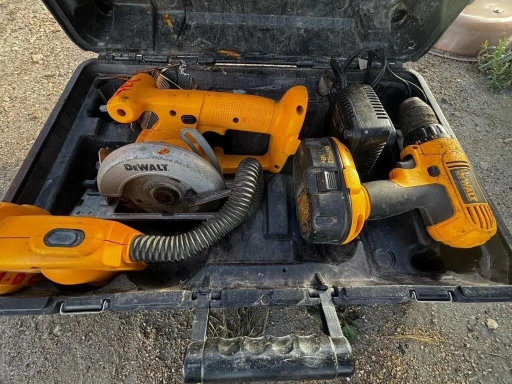 DeWalt tool with case saw drill