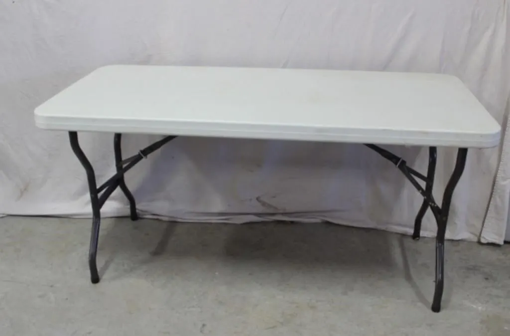 6' Rectangular Folding Table