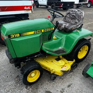 John Deere 318 lawn tractor