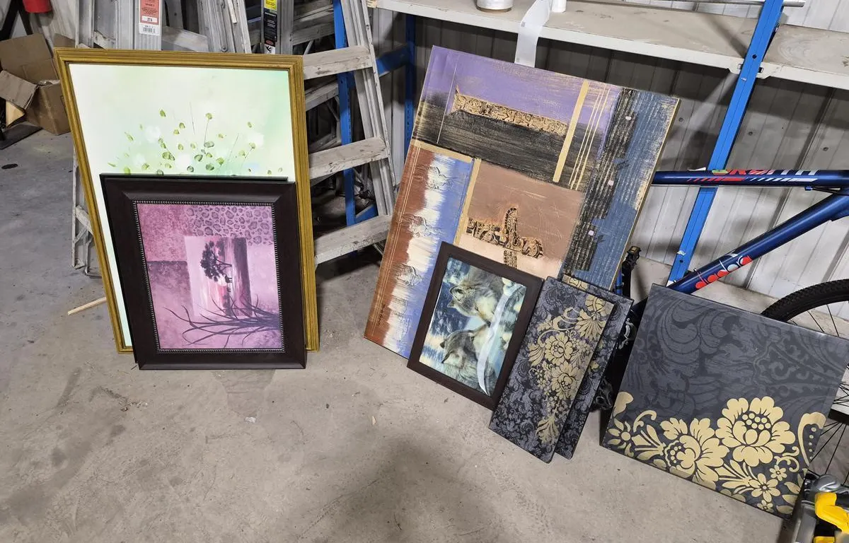 Assorted Framed Wall Art and Decorative Canvas Art
UNRESERVED