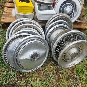 Assorted Wheel Covers, Hubcaps & Hardware
 UNRESERVED