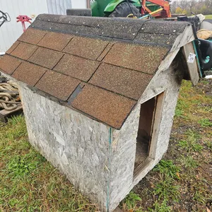 Wooden Dog House
 UNRESERVED