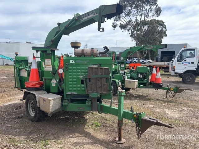 2010 Bandit 150 XP Tow-Behind S/A Wood Chipper