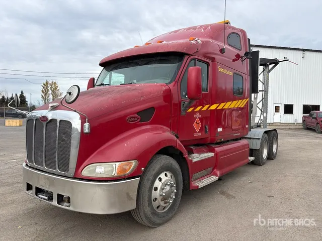 2005 Peterbilt 387 6x4 Sleeper Attenuator Truck