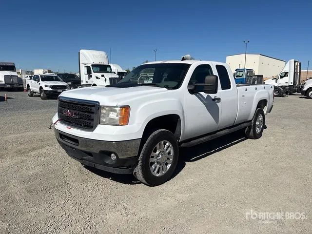 2012 GMC Sierra 2500HD 4x4 Pickup