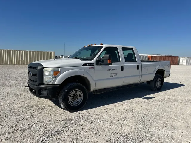 2012 Ford F-250 4x4 Crew Cab Pickup