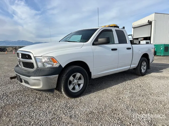 2017 Ram 1500 ST 4x4 Crew Cab Pickup