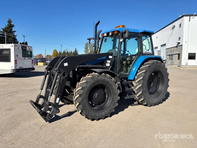 2003 New Holland TS110 4WD Tractor