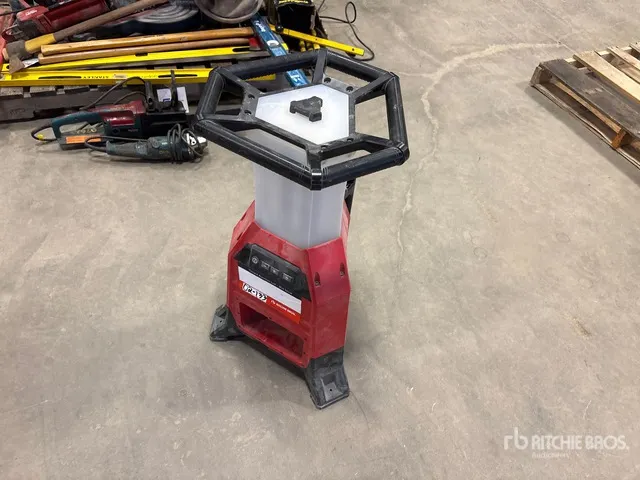Milwaukee Radius Cordless M18 Work Lights