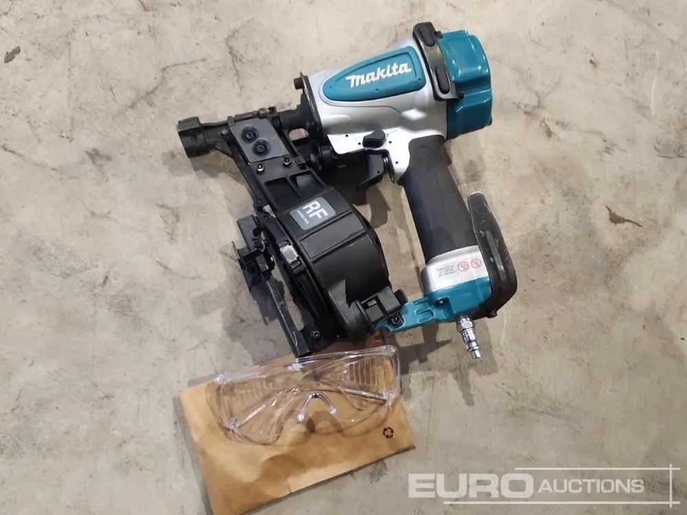 Unused Makita AN454 Prenumatic Nailer
