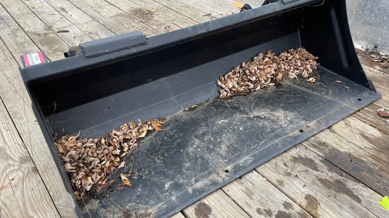 50" Loader Bucket