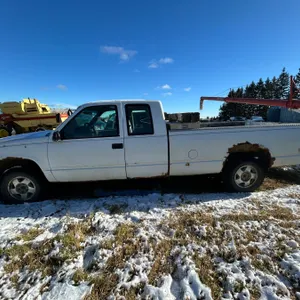 1988 Chev 1/2-ton, 2 wd, ext. cab, auto, 5.7L gas, VIN. 2GCEC19K9J1203062