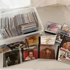 Tote of music CD's