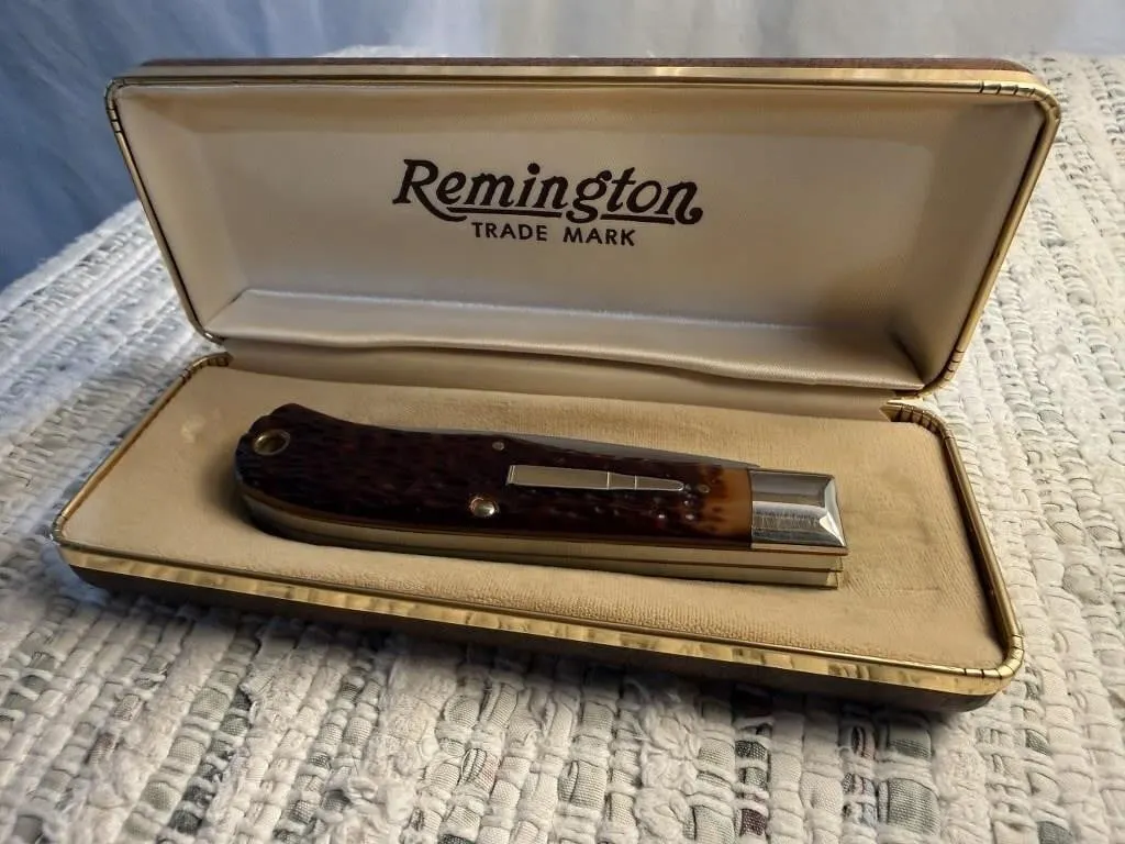 1982 REMINGTON BULLET knife