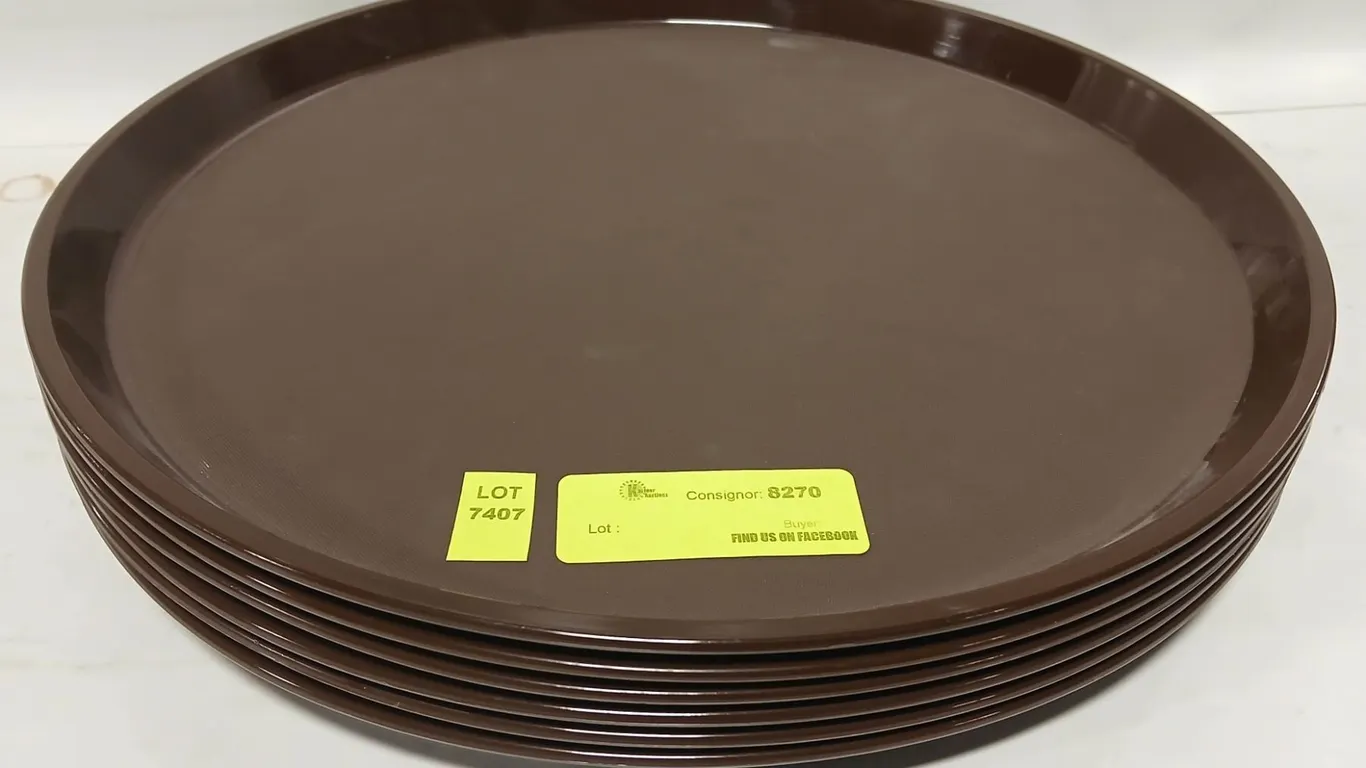 SIX NEW CAMBRO CAMTREAD CIRCULAR PLATTERS - 14"