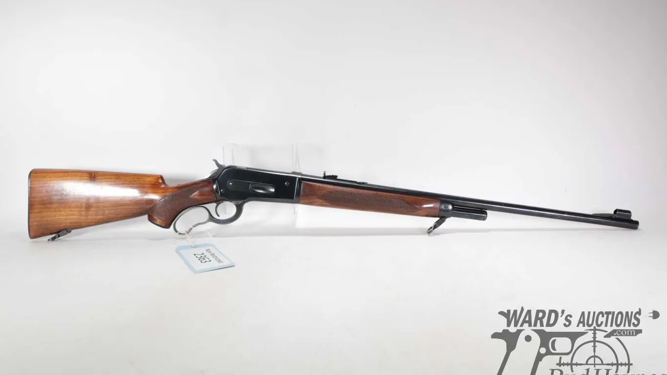 Non-Restricted rifle Winchester model 71 Deluxe (MFD 1952), .348 WCF lever action, w/ bbl length 24"