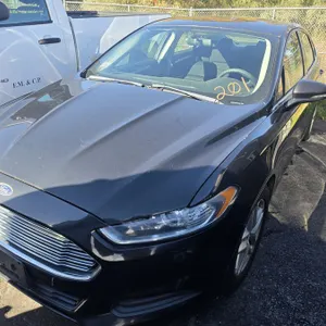 (#SDW002) 2013 Ford Fusion Sedan