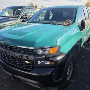 (#J864) 2019 Chevrolet Silverado 1500 Pickup Truck with Cap