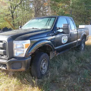 2013 Ford F-250 Super Duty Extended Cab Pickup Truck