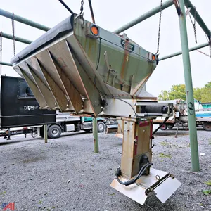2005 Smith V-Box S/S Spreader