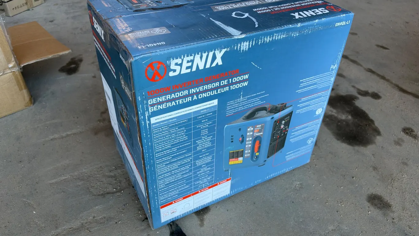 Senix 1,000 Watt Generator, Gas Engine