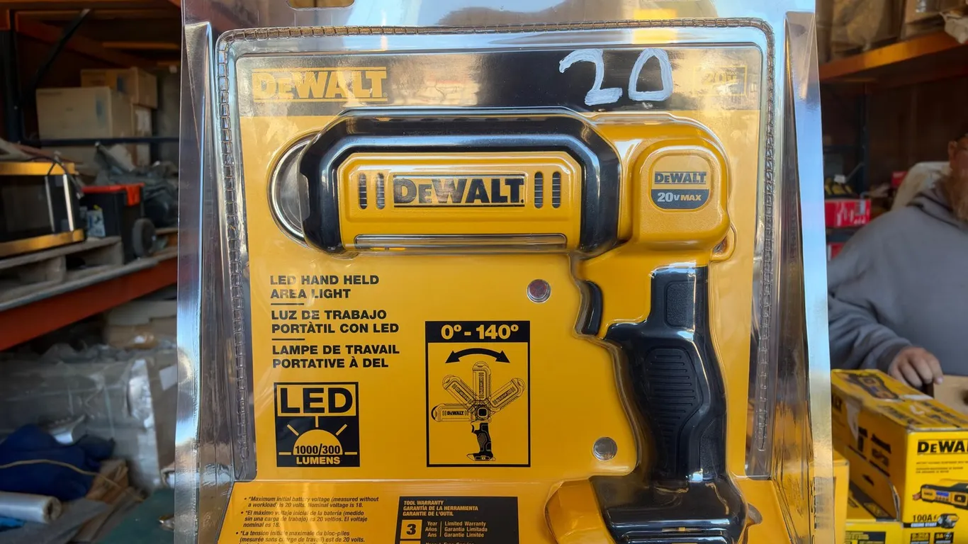 Dewalt LED handheld Area Light