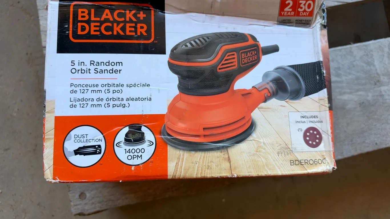 Black & Decker 5" Random Orbit Sander