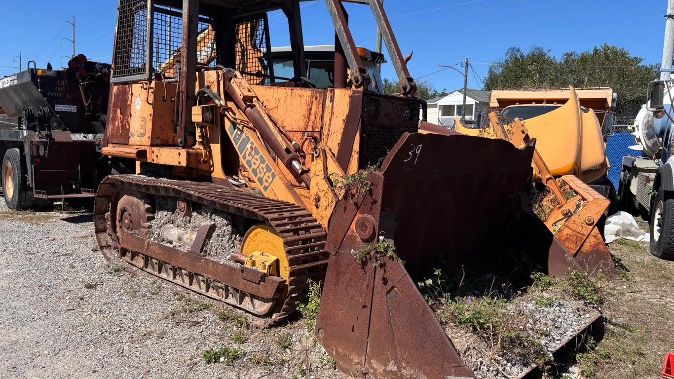 Case 115 Crawler Loader with Front Bucket