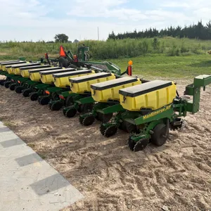 2012  John Deere  1720  Planter - 12R30