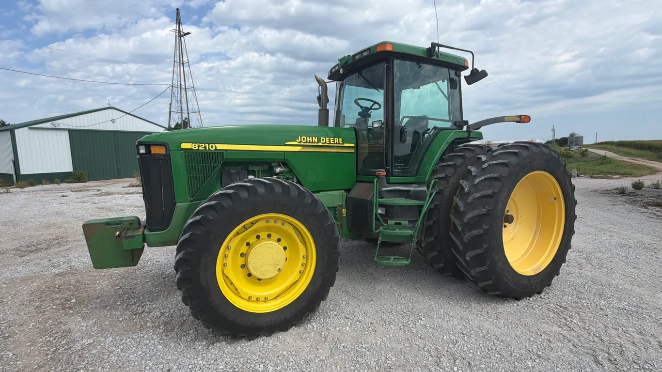 2001 John Deere 8210 MFWD Tractor