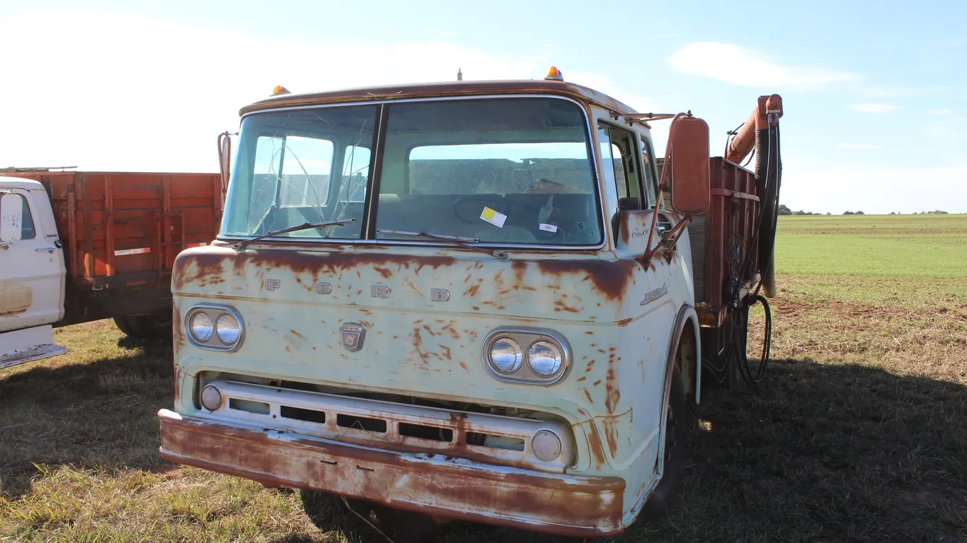 1958 Ford C-600 Cab Over
