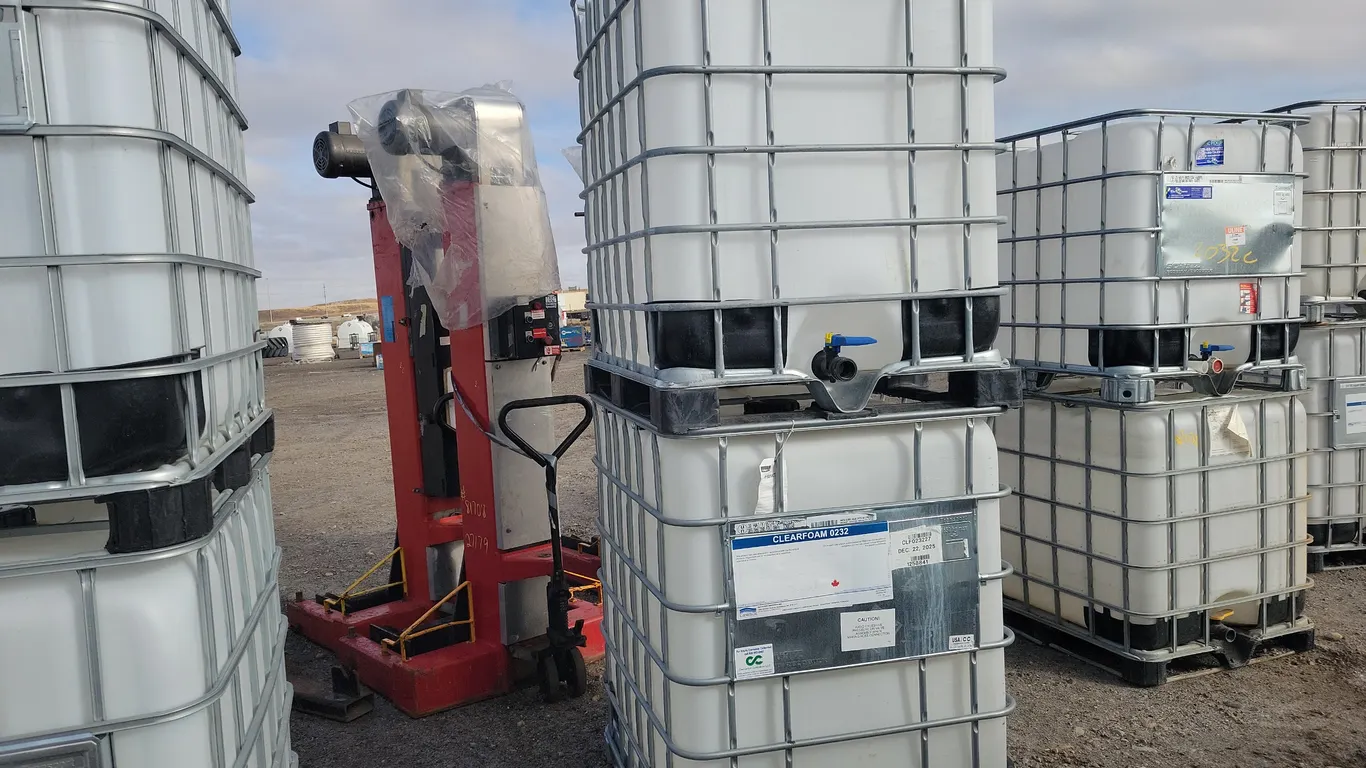 2 Bulk Containers