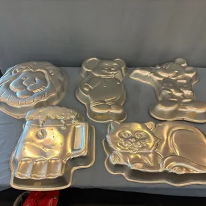 Wilton Cake Pans
