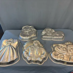 Wilton Cake Pans