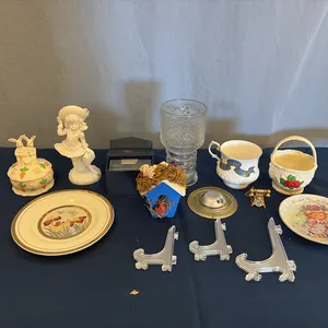 Trinkets, Collectibles & Misc