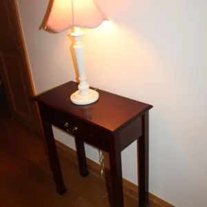 Table & Lamp