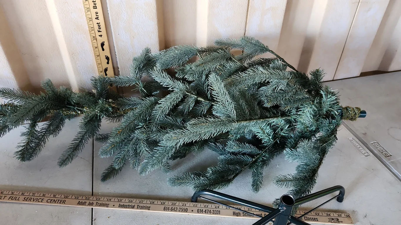 50" Tree, Missing 1 Insert To Assemble (Dowel Rod Would Replace Insert)