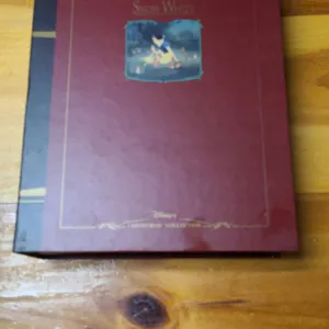 Disney Snow White & Seven Dwarfs Ornament Set in Book Box