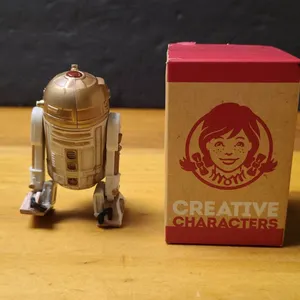 Star Wars R2-D2 Droid Figure & Wendy's Creative Characters Box