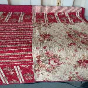 Machine Sewn Quilt, 86"X90"