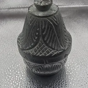 Vintage carved Palewa stone trinket box