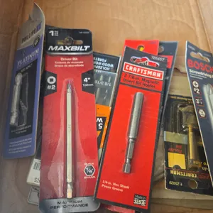 Assorted bits and drivers new in packages
