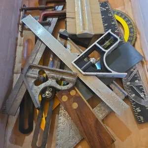 Large assortment of angle measuring tools