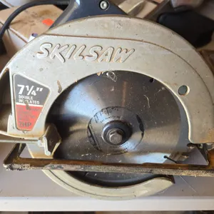 7 1/4 inch skill saw