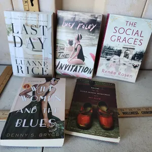 5 Like New Paperback Novels/Books See Photos