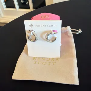 KENDRA SCOTT SPARKLING HOOP EARRINGS ADD A LITTLE SPARKLE TO