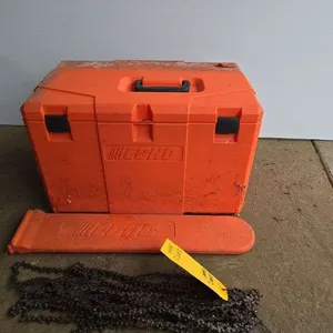 Echo case w/ cover & extra chains