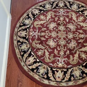 PERSIAN STYLE CIRCULAR RUG