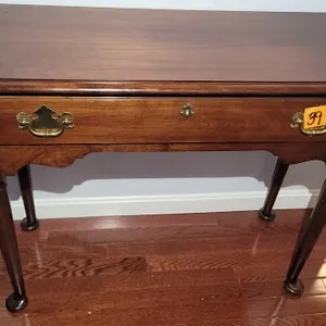 QUEEN ANNE WOODEN  1-DRAWER HALLWAY TABLE